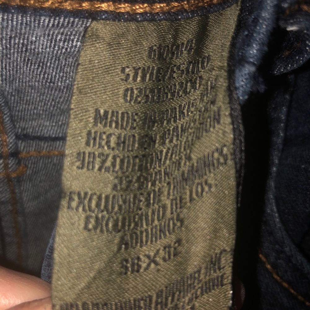Women~ "Urban Wear" Jeans~ 38/32 - Picture 7 of 7